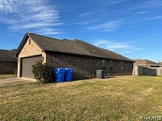 3rd image of 543 Old Mill Way