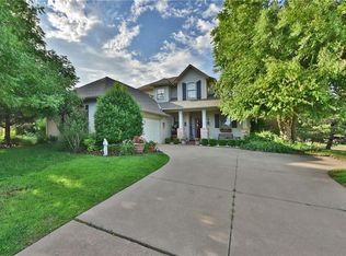 729 Longmeadow Ln, Edmond, OK 73003