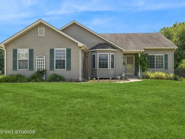 5801 Castlewood Trl, McHenry, IL 60050