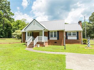 5380 Green Dr, High Pt, NC 27265