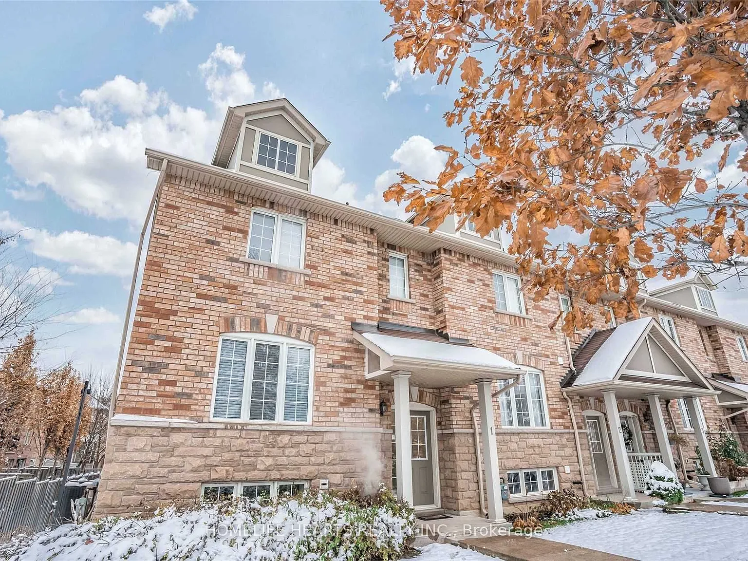 4 bed, $6,600 — Photo 2