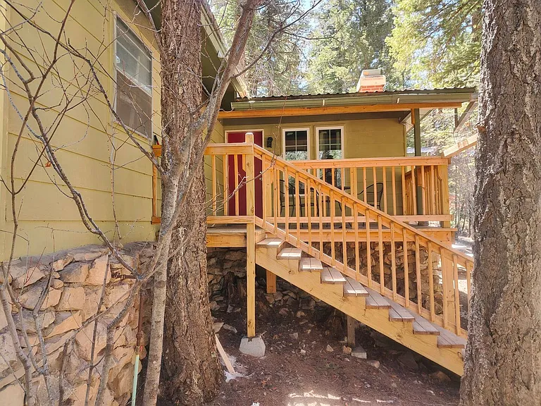 400 Columbine Blvd #8 — Photo 1