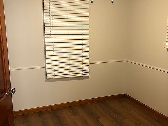 5th image of 1405 Superior St
