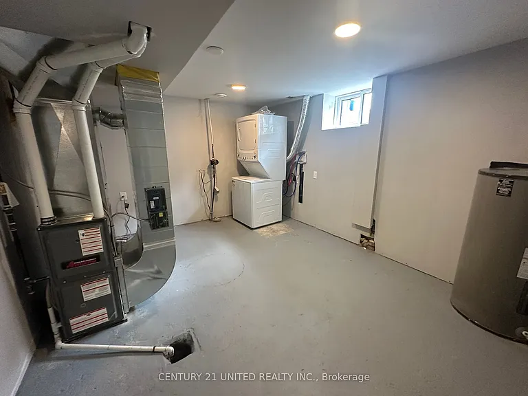 1055 Western Ave #A — Photo 10