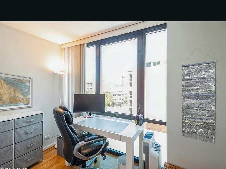 1309 N Wells St #2 — Photo 8