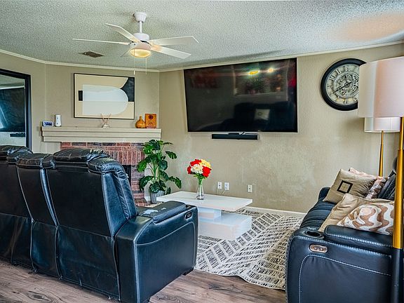 4th image of 8701 Polo Dr