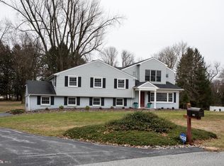 1009 Carolyn Dr, West Chester, PA 19382