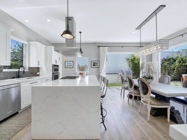 169 22nd St, Costa Mesa, CA 92627