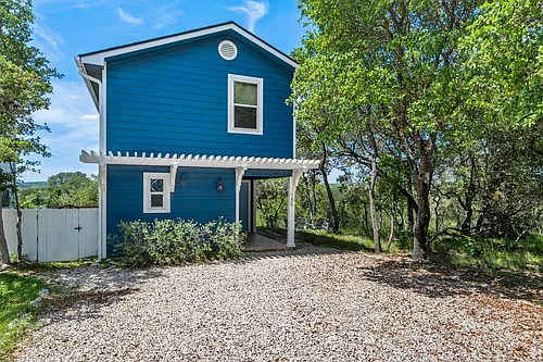 150 Shady Bluff Dr Photo 1