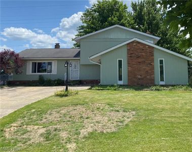 13911 Bennington Blvd, Middleburg Heights, OH, 44130