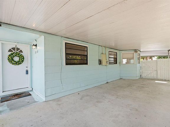 4th image of 3918 W Fig St