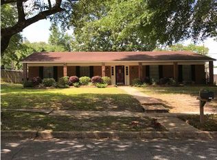 4262 Spring Valley Dr S, Mobile, AL 36693