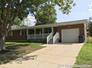 420 W Bourbon St, Eldon, MO 65026