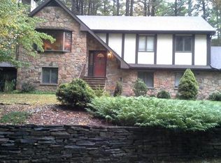 104 Shiny Mountain Rd, Greentown, PA 18426