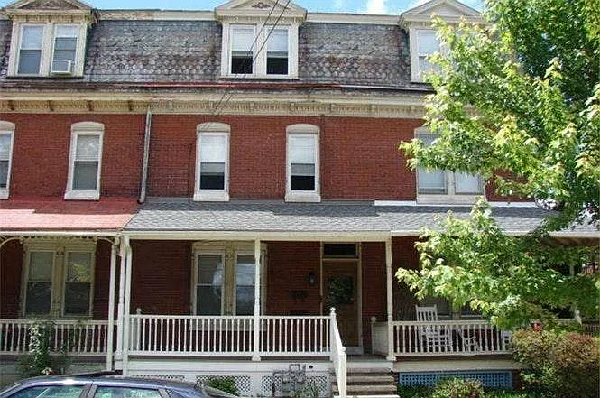 320 Gay St #1 — Photo 1