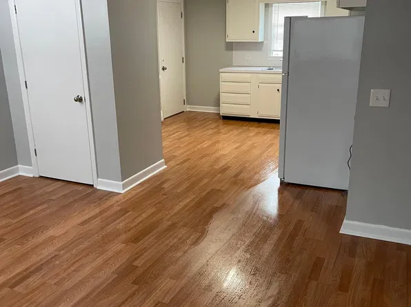 11 Lawrence Ave, Leominster, MA