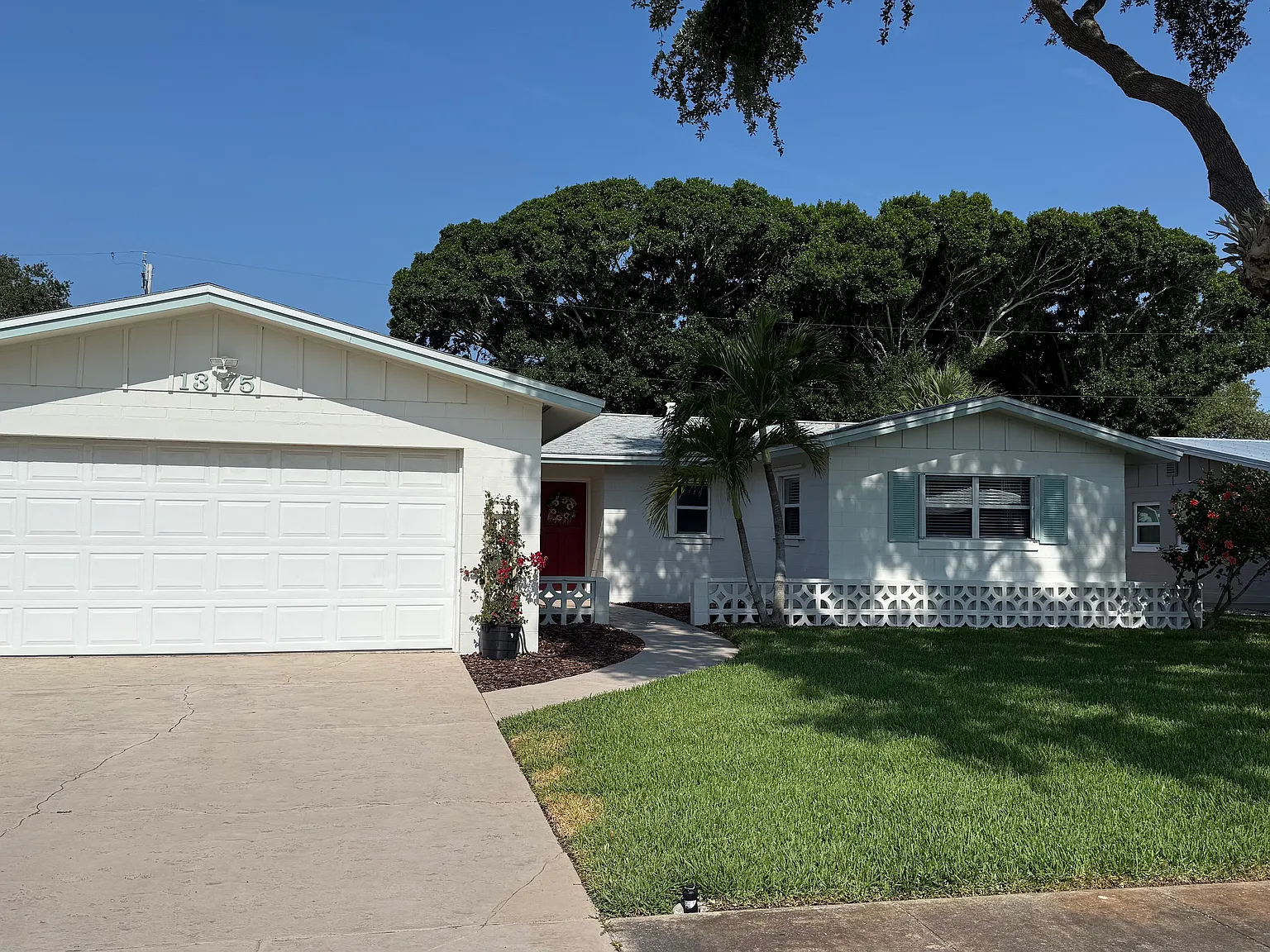 4 bed, 1522 sqft, $2,600 — Photo 1