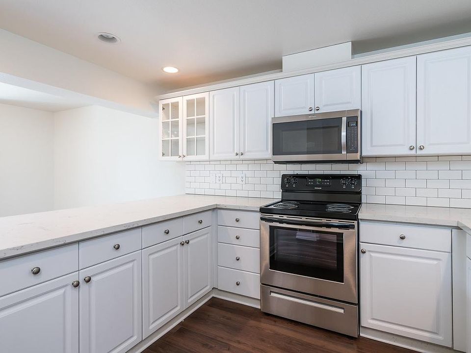 1st image of 11418 NE 67th St