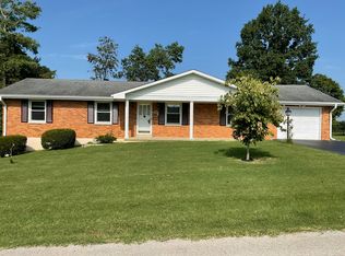 211 Blueberry Ln, Mount Sterling, KY 40353