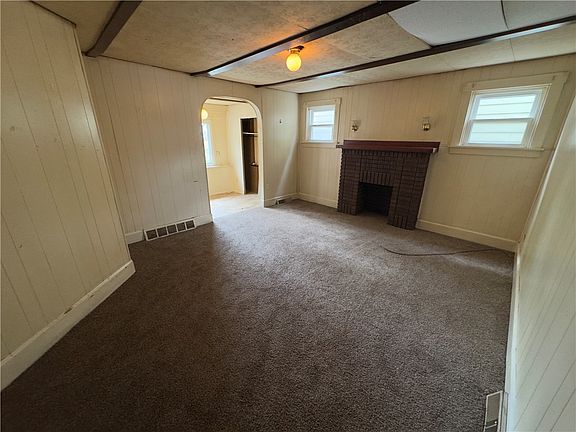 4th image of 803 6th St