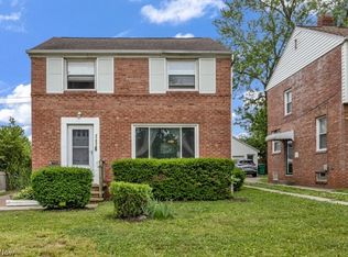 21602 Hillgrove Ave, Maple Heights, OH 44137