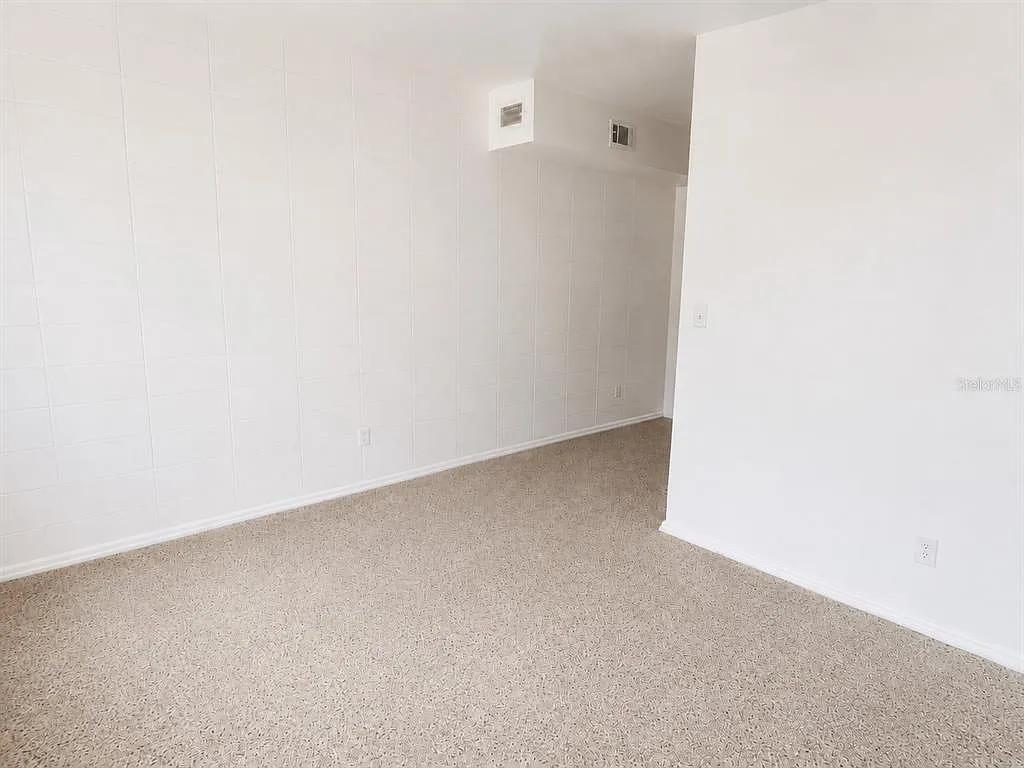 2 bed, 1.0 bath, 980 sqft, $2,100 — Photo 3
