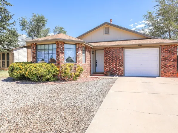 2220 Idaho Dr, Alamogordo, NM 88310