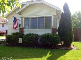 512 Florence Ave, Bloomington, IL 61701