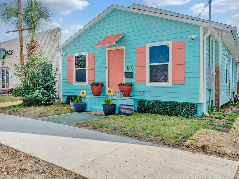 1505 W Garden St — Photo 4