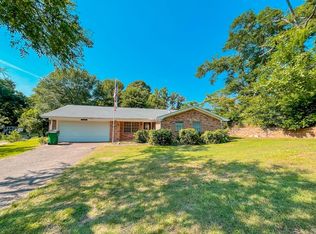 1409 E Brazos St, Palestine, TX 75801