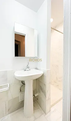 Rented by City Connections Realty | media 5