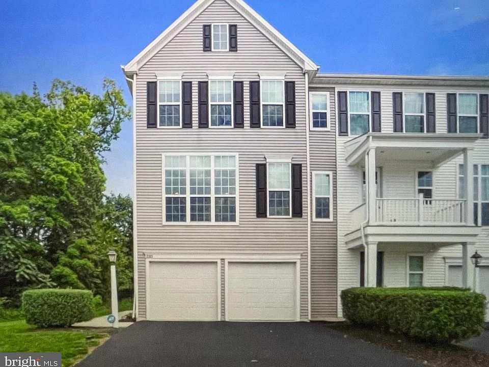 1st image of 2143 Red Fox Dr