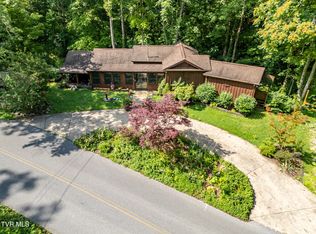 275 Pines Rd, Afton, TN 37616