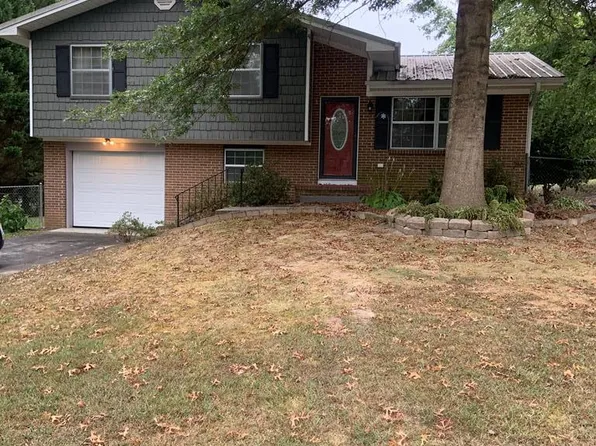 101 Laurelwood Cir, Rossville, GA 30741