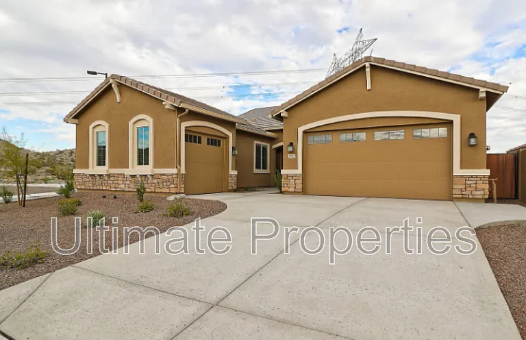 18526 W Desert Trumpet Rd — Photo 3