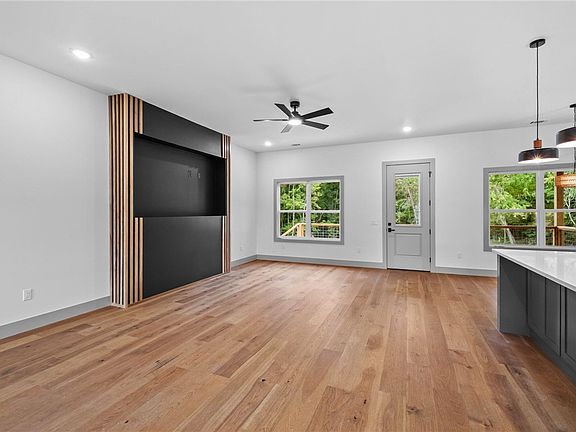 5th image of 2 Hemel Ln