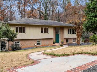 16 Hathaway Cir, Greenville, SC 29617