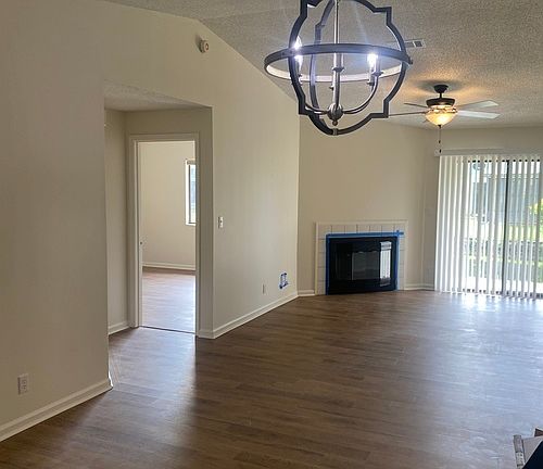 2nd image of 7701 W Baymeadows Cir #1054