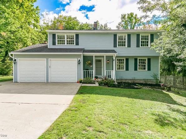 9750 Fox Hill Trl, Mentor, OH 44060