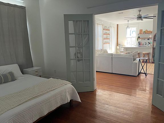 4th image of 4227 Avenue S Unit 1