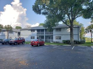 454 Fairways Cir APT B103, Ocala, FL 34472