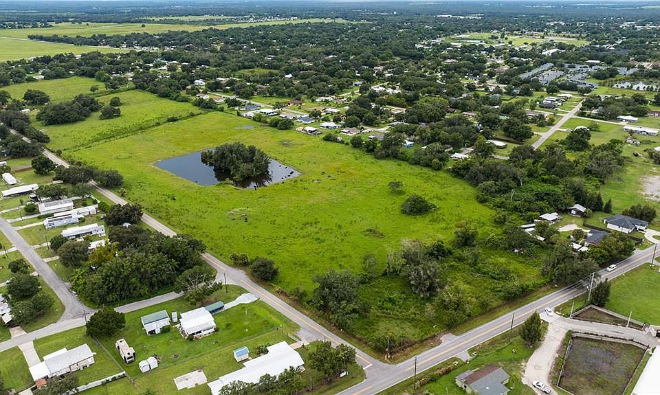 1st image of 00 SE CARLSTROM FIELD ROAD