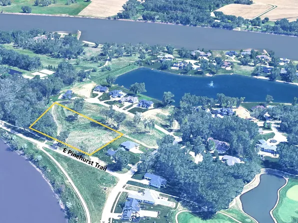 E Pinehurst Trl, North Sioux City, SD 57049