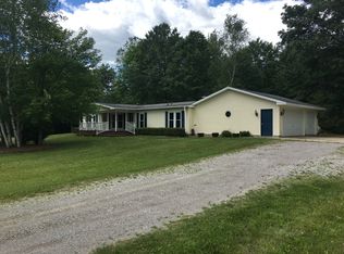 1920 S Eight Mile Rd, Breckenridge, MI 48615