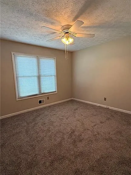 6683 Homestead Rd — Photo 14