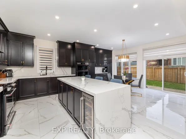 2300 Lozenby St, Innisfil, ON L9S 0M8