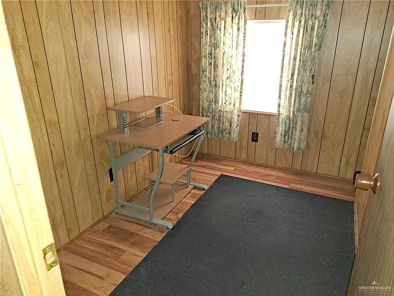 402 Cory Dr #B-10 — Photo 7