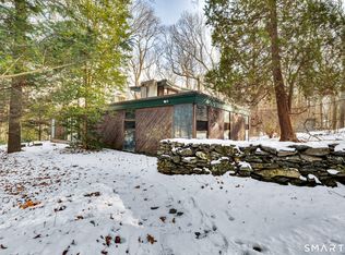 68 Orchard Rd, Woodbridge, CT 06525