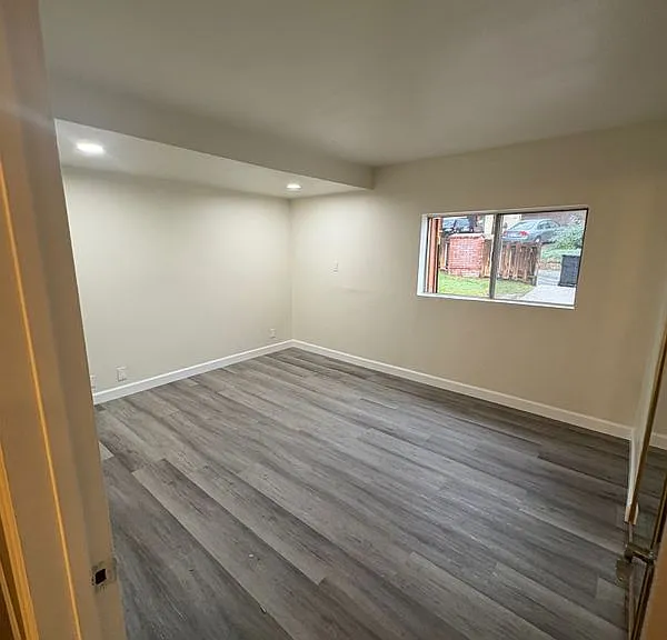 23162 Smith Rd — Photo 19