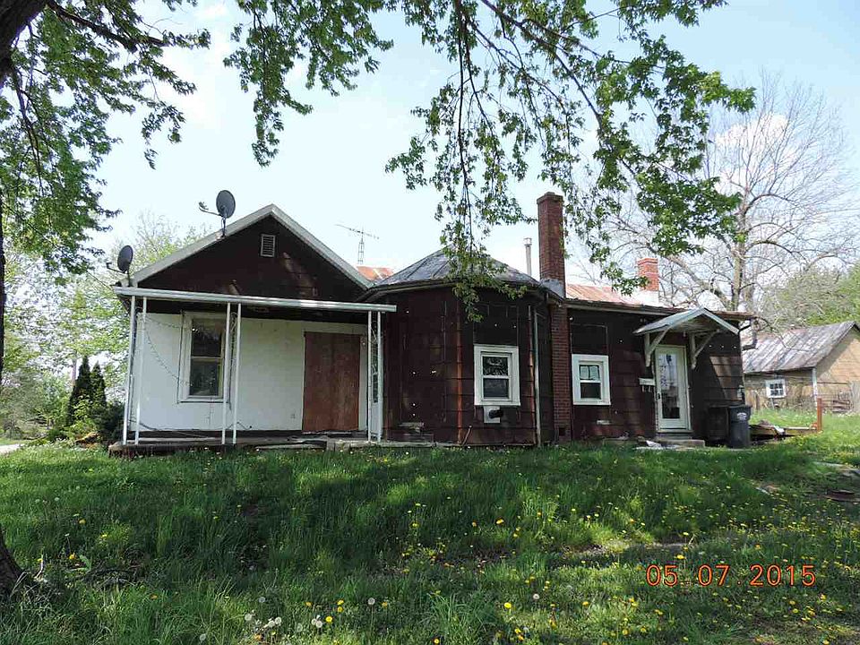 2nd image of 202 W Main St